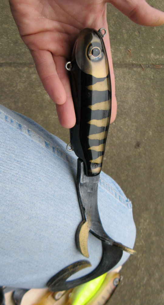 Click to expand / contract the width of this image