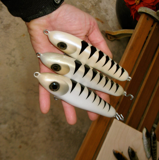 Click to expand / contract the width of this image