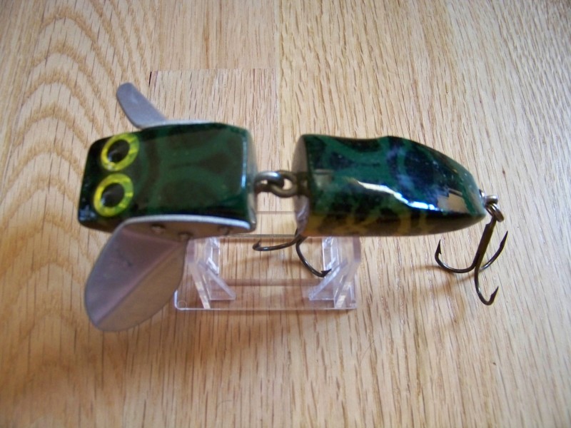 Click to expand / contract the width of this image