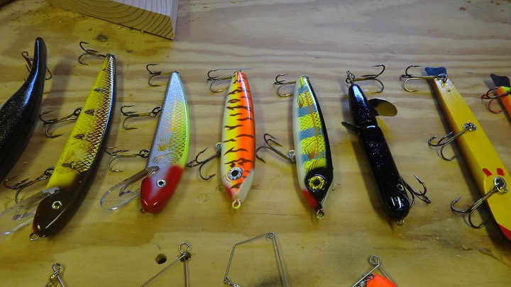 Click to expand / contract the width of this image