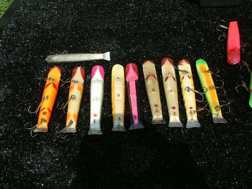 Click to expand / contract the width of this image