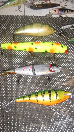 Click to expand / contract the width of this image