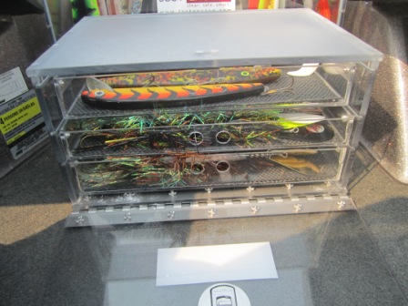 Click to expand / contract the width of this image