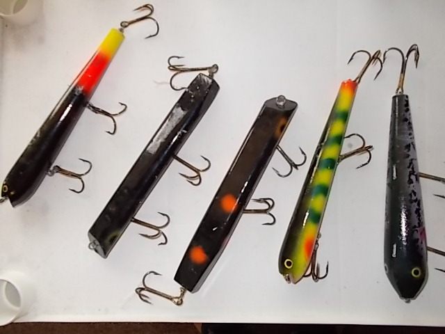 Click to expand / contract the width of this image