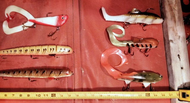 Click to expand / contract the width of this image