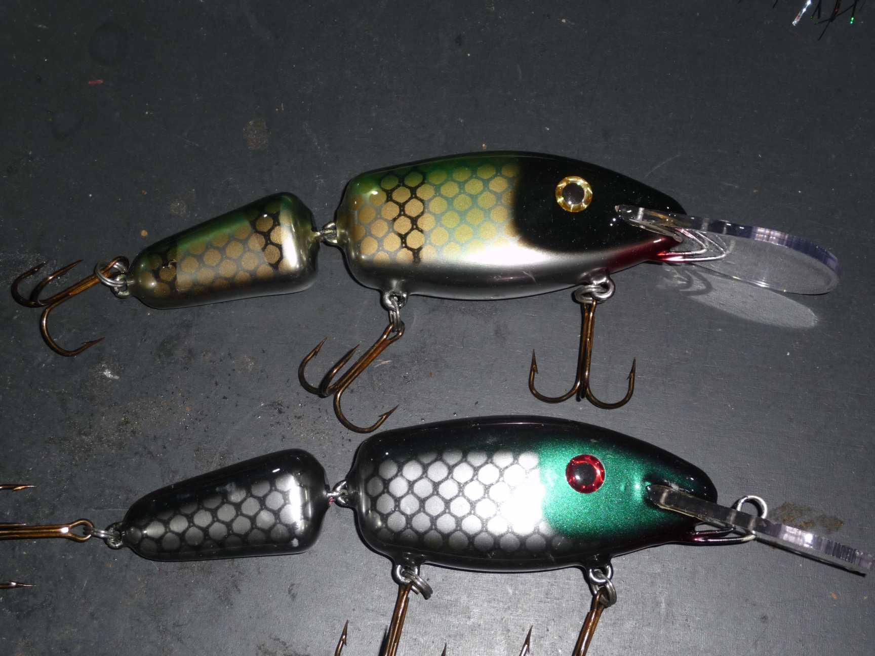 Click to expand / contract the width of this image