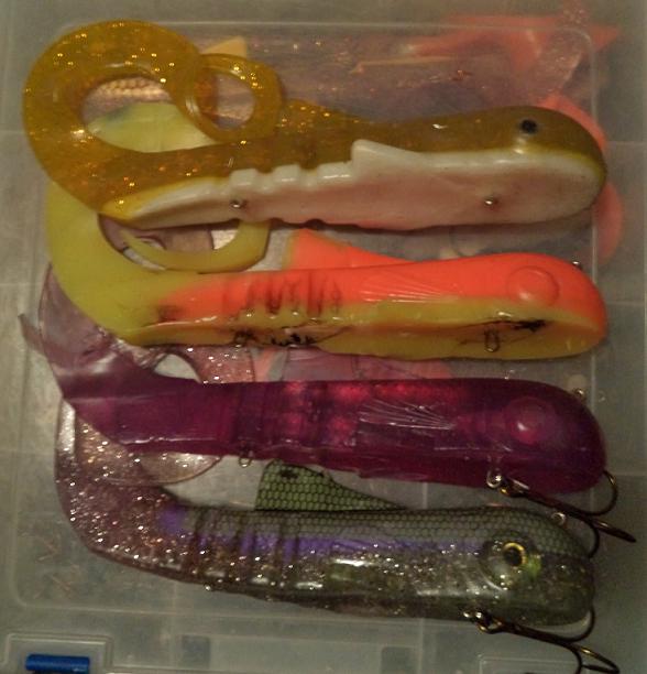 Click to expand / contract the width of this image