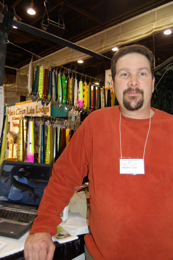 Click to expand / contract the width of this image