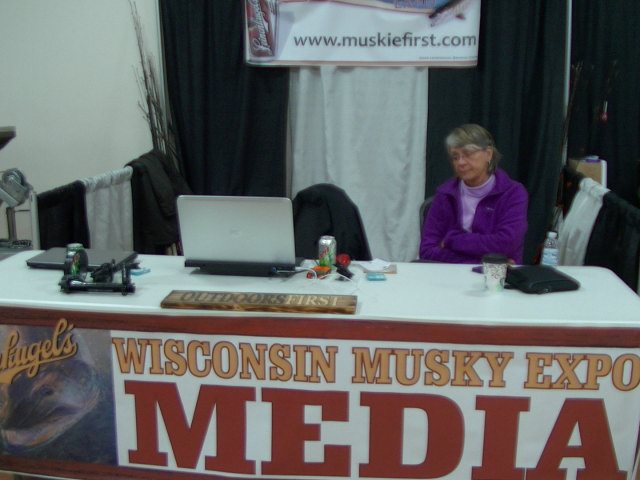 Click to expand / contract the width of this image