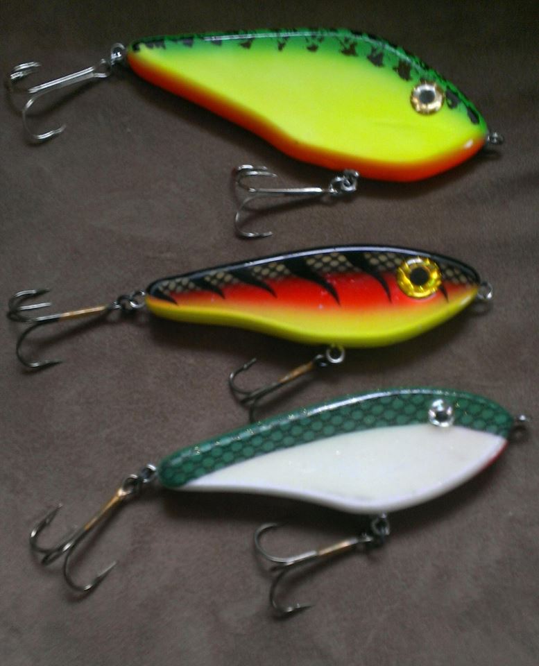 fall glide bait fishing
