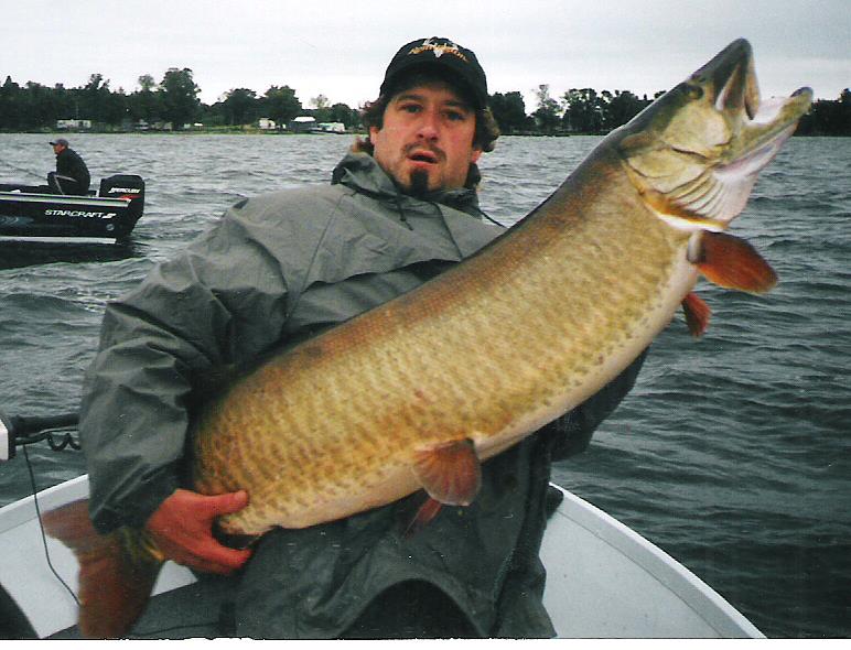 Musky Fishing Chautauqua Lake with the Dan Man 