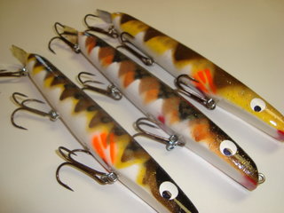 MuskieFIRST  Pictures of baits » Basement Baits and Custom Lure Painting »  More Muskie Fishing