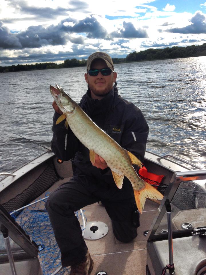 MuskieFIRST Lake Independence » Fishing Reports and Destinations