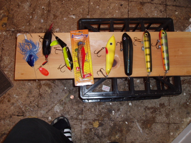 Click to expand / contract the width of this image