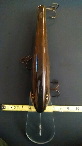 VINTAGE TOP WATER MUSKIE TYPE WOOD FISHING LURE 6 inch