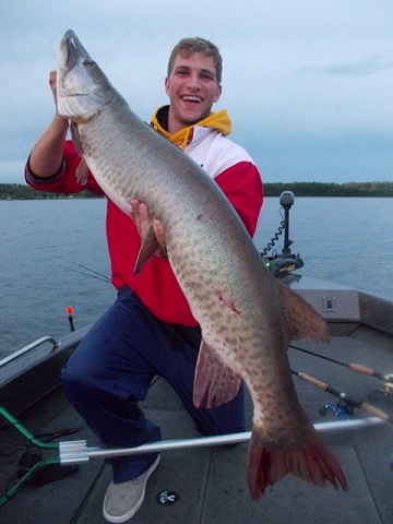 Eagle Lake Muskie Fishing