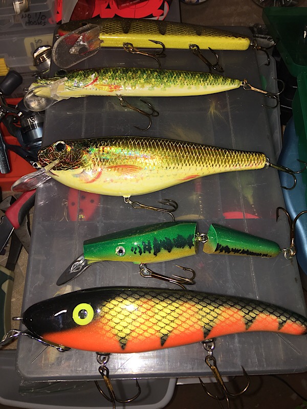 MuskieFIRST  Help ID this Lure » Lures,Tackle, and Equipment » Muskie  Fishing