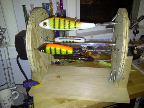 MuskieFIRST  Lure Turner and Attachments » Basement Baits and Custom Lure  Painting » More Muskie Fishing