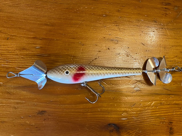 MuskieFIRST  Lure ID » Lures,Tackle, and Equipment » Muskie Fishing