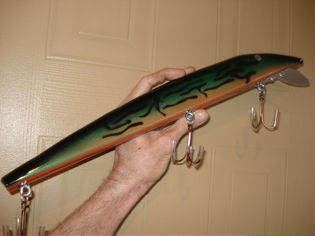 MuskieFIRST  16 inch Muskie trolling lures » Basement Baits and Custom Lure  Painting » More Muskie Fishing