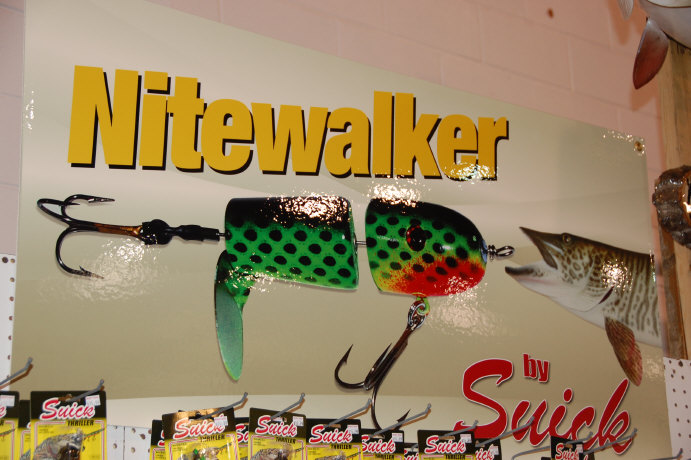 MuskieFIRST  VIDEO: Suick Nitewalker Topwater » General Discussion »  Muskie Fishing