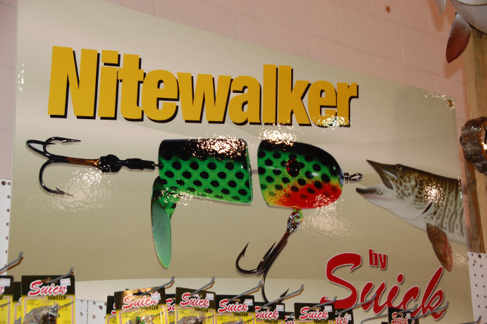 MuskieFIRST  VIDEO: Suick Nitewalker Topwater » General Discussion » Muskie  Fishing