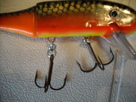 MuskieFIRST, bending big wire » Basement Baits and Custom Lure Painting »  More Muskie Fishing