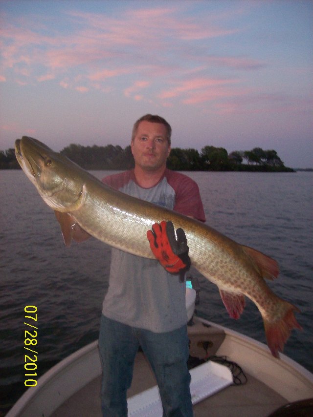 MuskieFIRST  Lake Minnetonka Reports » Fishing Reports and Destinations »  Muskie Fishing