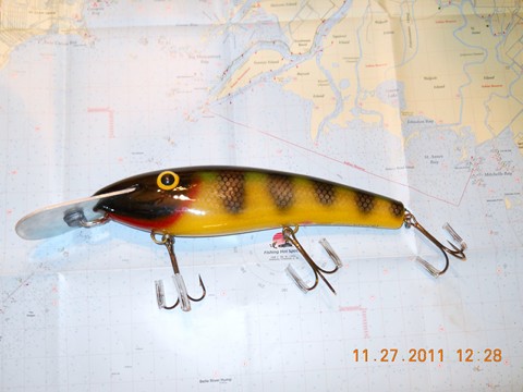 MuskieFIRST  Old Legend Jr » Lures,Tackle, and Equipment » Muskie Fishing