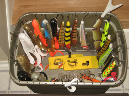 MuskieFIRST  Tackle Box for HUGE lures Any Recommendations » Lures, Tackle, and Equipment » Muskie Fishing