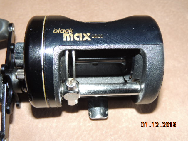 MuskieFIRST | For Sale Calcutta CT400-Abu Garcia Black Max 6600