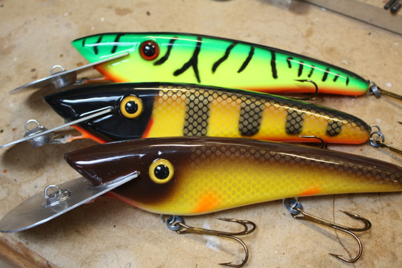 Double D Crankbait a mid depth lure for fishing Muskies. Just my