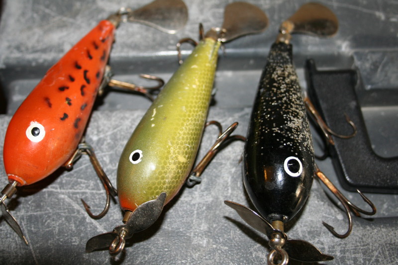 MuskieFIRST  Who makes your favorite flap-tail? » Lures,Tackle, and  Equipment » Muskie Fishing