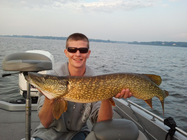 MuskieFIRST  Pike on big baits » General Discussion » Muskie Fishing
