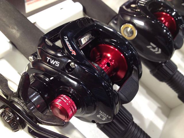 Okuma Komodo SS Lowprofile Baitcast Reel 6.3 1 Paddle HND RH