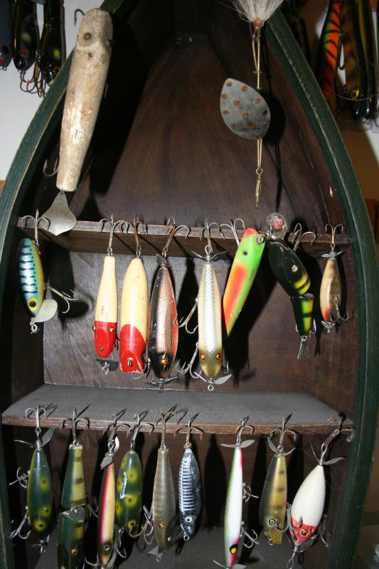 Vintage rubber fishing lure Pflueger Muskallonge Minnow