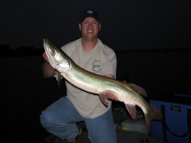 MuskieFIRST  How to build a good bump board? » Lures,Tackle, and Equipment  » Muskie Fishing