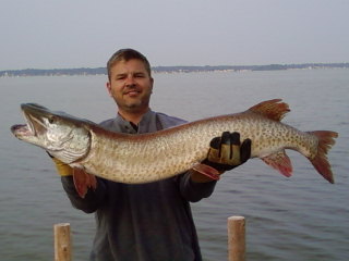 MuskieFIRST  Muskies on River Monsters 4/5 » General Discussion » Muskie  Fishing